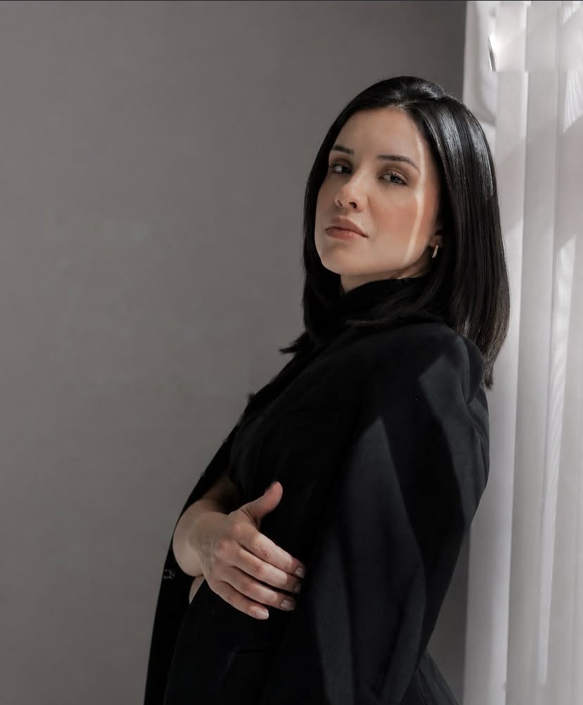 Dra. Vanessa Azevedo